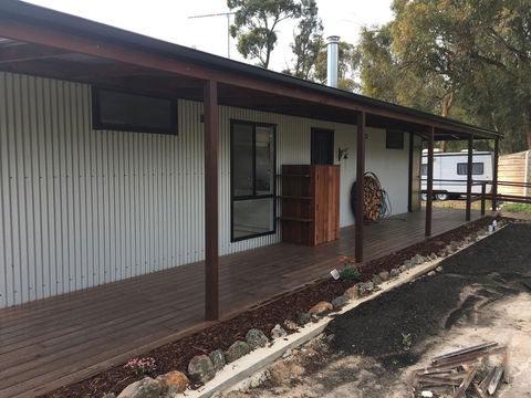 Country Cabin With Mountain Views Close To Ballarat - ACT Tourism 3