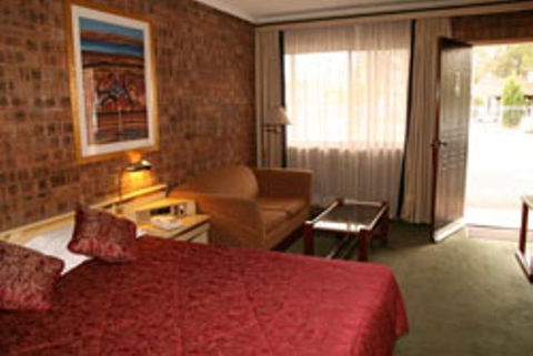 Countryman Motor Inn - ACT Tourism 0