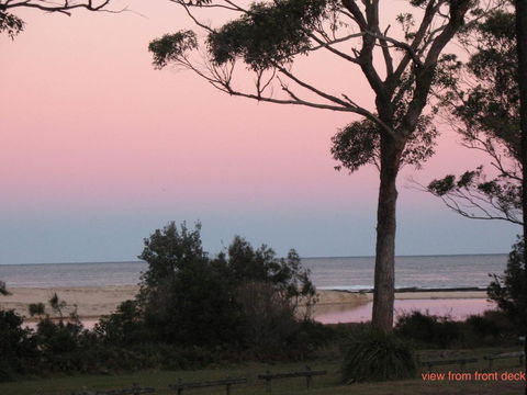 Cudmirrah Reef Cottage - ACT Tourism 0