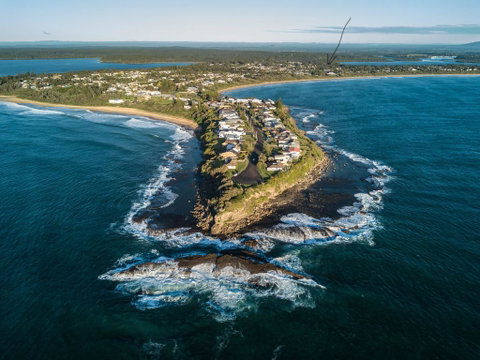 Culburra Beach Motel - ACT Tourism 0
