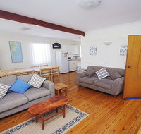 Culburra Sea Stay - beach and shop an easy walk - ACT Tourism