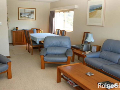 Cumbernauld #9 - 9/12 Terrigal Esp - ACT Tourism 1