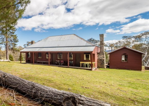 Currango Cottages - ACT Tourism 2