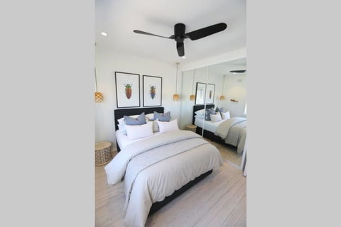 D'Luxe Designer Den Bondi-Ocean View Apartment - ACT Tourism 2