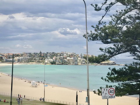 D'Luxe Designer Den Bondi-Ocean View Apartment - ACT Tourism 1
