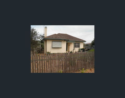 Daisy Cottage On Duke - ACT Tourism 1