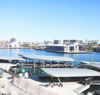 Darling harbour Waterview Luxury Apartment - ACT Tourism