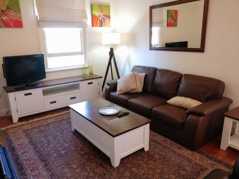 Darling House Castlemaine - ACT Tourism 2