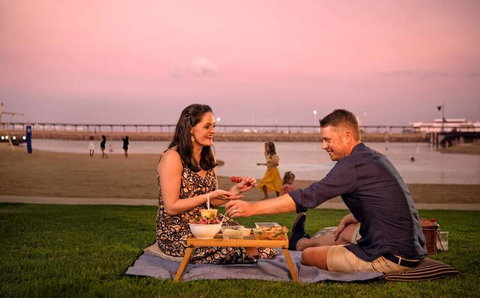 Darwin Waterfront Wharf Escape Holiday Apartments - ACT Tourism 2