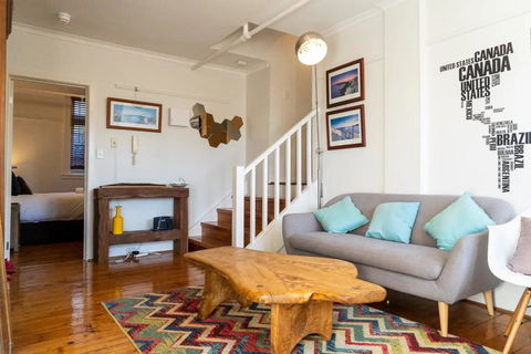 Delightful 3 Bedroom Apartment Near Chapel Street In St Kilda - ACT Tourism 0