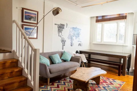 Delightful 3 Bedroom Apartment Near Chapel Street In St Kilda - ACT Tourism 1