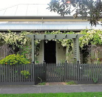 Delightful Cottage - ACT Tourism