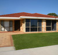 Denison Waterfront - ACT Tourism