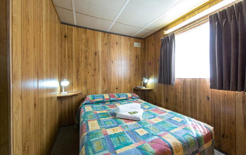 Discovery Parks - Lake Hume - ACT Tourism 1