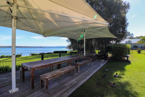 Dollarbird Treetops Townhouse - ACT Tourism 2