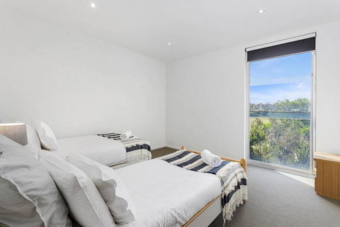 DREW Golfers Delight Close To St Andrews Beach - ACT Tourism 3