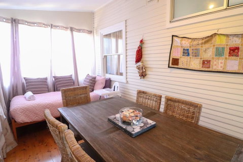 Driftwood At Blacksmiths - ACT Tourism 1