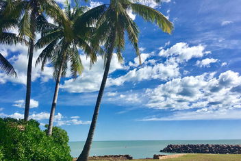 Dundee Beach Holiday Park with ACT Tourism
