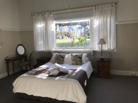 Dunkeld Old Bakery Accommodations - ACT Tourism 0