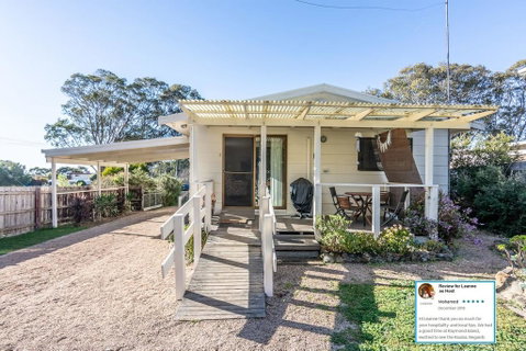 Eagle Bay Cottage - ACT Tourism 3