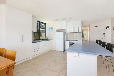 Eastbourne U6, 80 Esplanade. Golden Beach - ACT Tourism 1