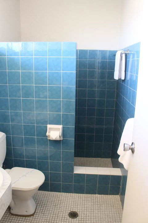 Econo Lodge Griffith Motor Inn - ACT Tourism 1