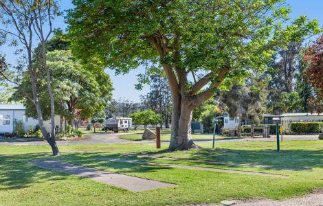 Eden Gateway Holiday Park - ACT Tourism 1