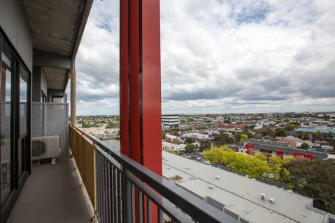 Elegant 2BR@Footscray Station - ACT Tourism 3