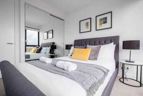 Elegant 2BR@Footscray Station - ACT Tourism 2