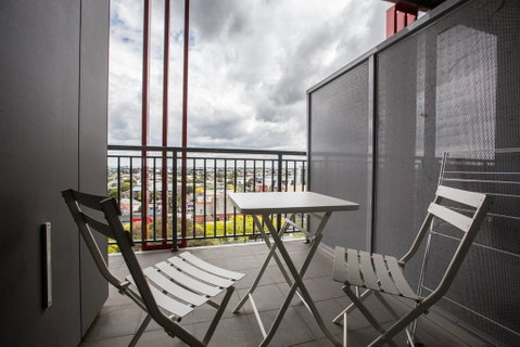 Elegant 2BR@Footscray Station - ACT Tourism 1