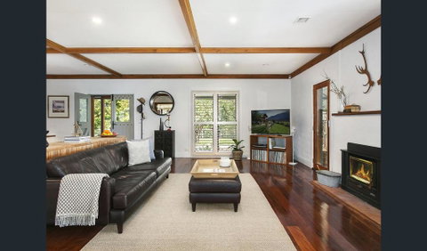 Elixir - Luxury On Acreage - ACT Tourism 3