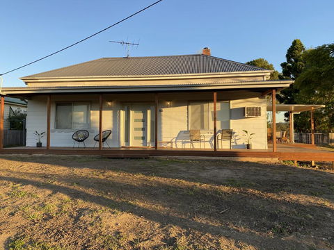 Ellalong Lagoon Home With A View - ACT Tourism 1