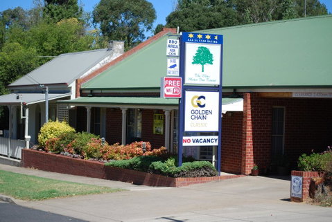 Elms Motor Inn - ACT Tourism 0
