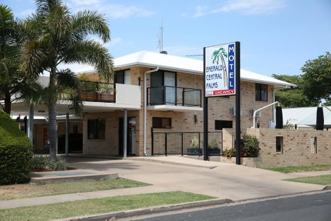 Emerald Central Palms Motel - ACT Tourism 0