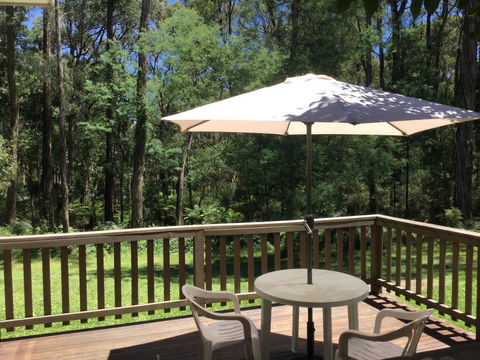 Emerald Creek Cottages - ACT Tourism 0