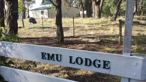 Emu Lodge Country Retreat - ACT Tourism 2