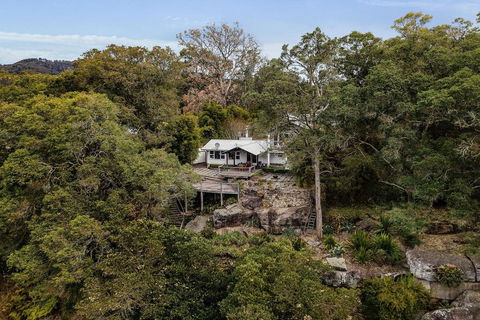 Equanimity - Beautiful Character Filled House! - ACT Tourism 2
