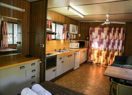 Esk Caravan Park & Rail Trail Motel - ACT Tourism 3