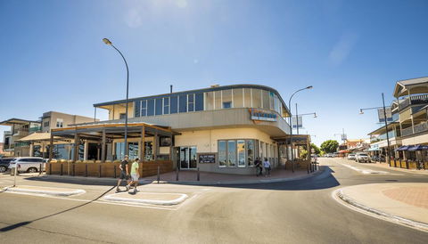 Esplanade Hotel Adelaide - ACT Tourism 0