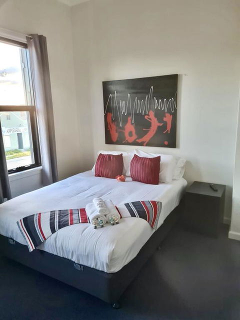 Exchange Hotel Goulburn - ACT Tourism 3