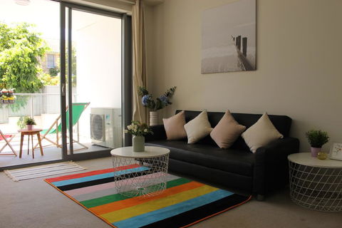 Exquisite Family Home +Parking, Close To CBD - ACT Tourism 1