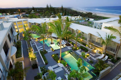 EXTRA LARGE 2 Bed Apartment - 3 Pools And Spa - Mountain View - BEACHFRONT LOCATION CABARITA BEACH - ACT Tourism 2