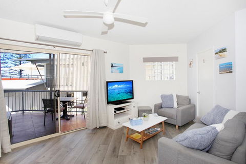 FABULOUS BEACHFRONT POSITION - ACT Tourism 2