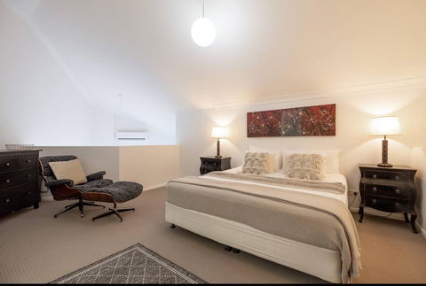 Fabulous Kangaroo Point 3 Bedroom Apartment - ACT Tourism 0