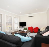 Fairways - 10 Mins to Hyams Beach - ACT Tourism