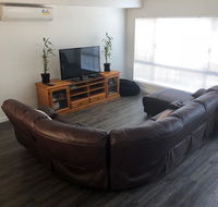 Falcon Bay 4x4 Townhouse - ACT Tourism