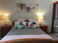 Book Somersby Accommodation Vacations ACT Tourism ACT Tourism
