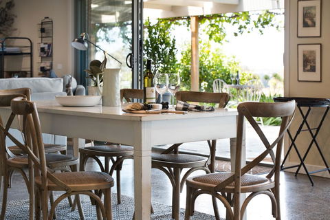 Farmer Smith Estate - Sunrise Retreat - ACT Tourism 2