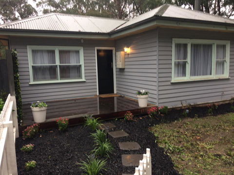 Fell Estate Cottages - ACT Tourism 0