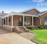 Fern Way Beach House - 70m to beach - ACT Tourism